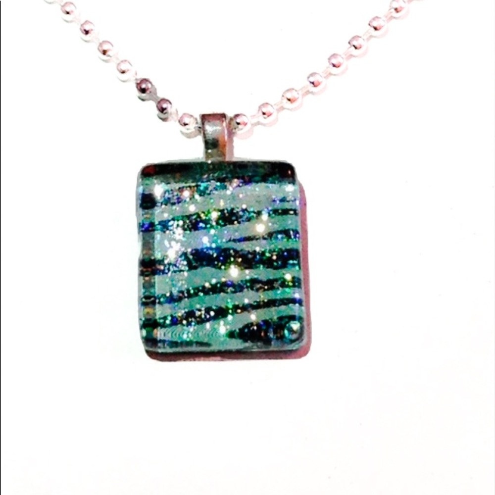 Sparkly Animal print Necklace NWOT